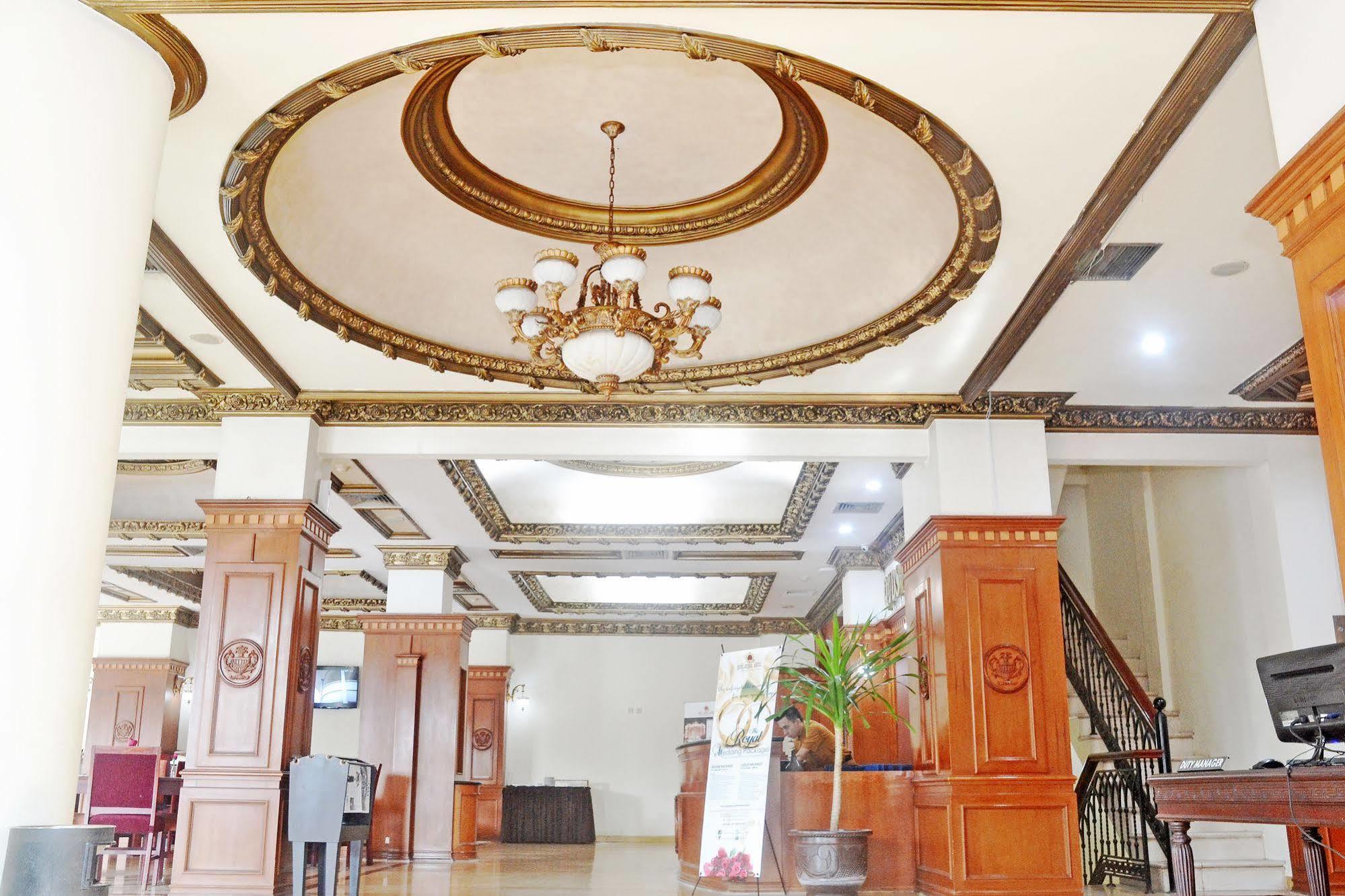 Zen Rooms Sultan Iskandar Muda Surabaya Bagian luar foto